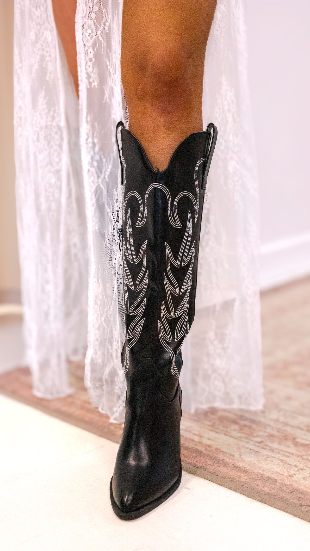 DARIAN COWBOY TALL BOOT (BLACK)