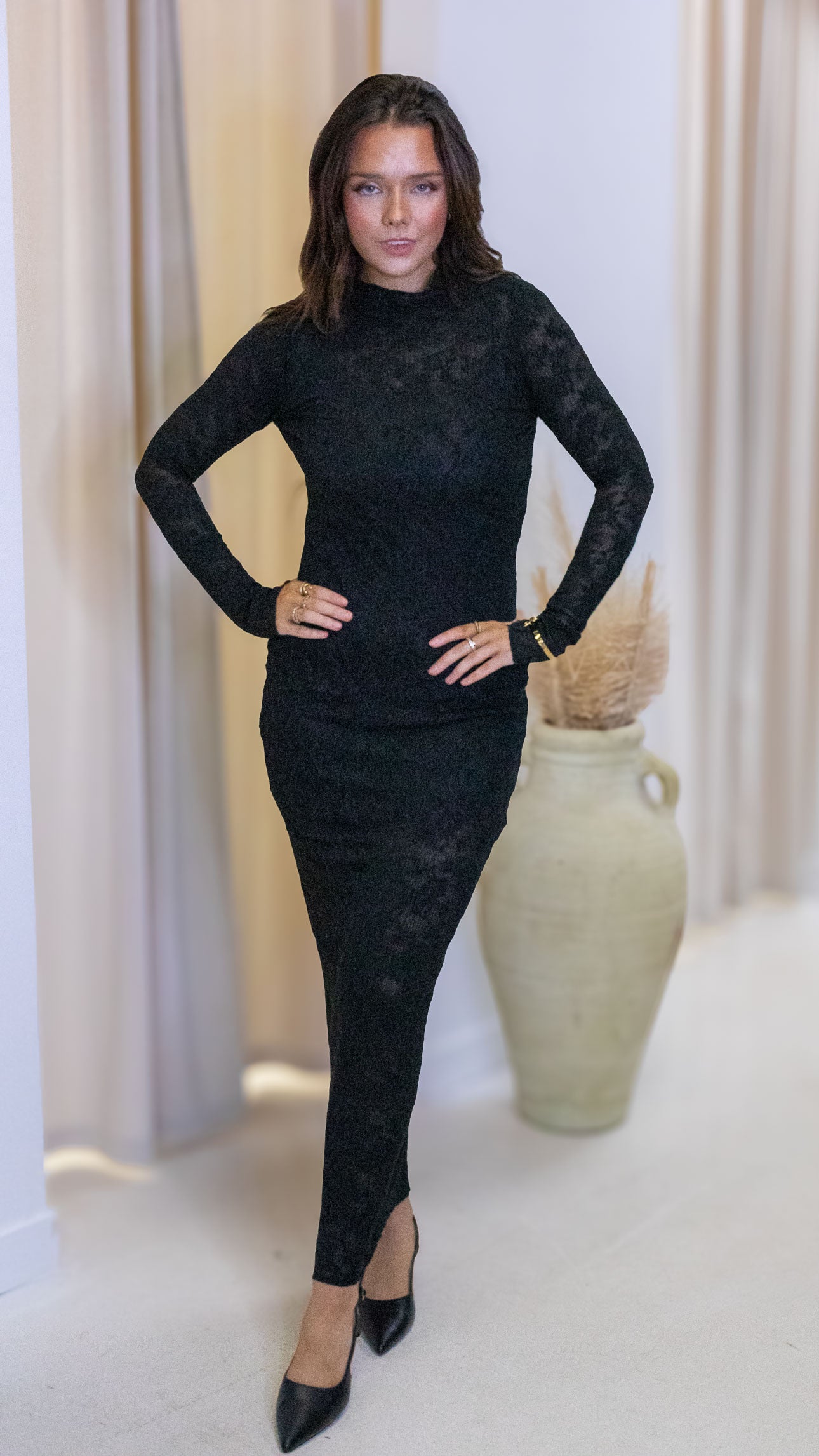 ASHLEY MAXI WRAP DRESS (BLACK)