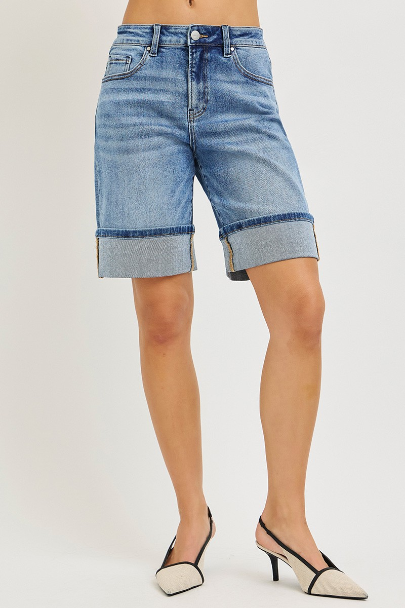 CURVY SIZE HIGH RISE MID LENGTH CUFFED SHORTS