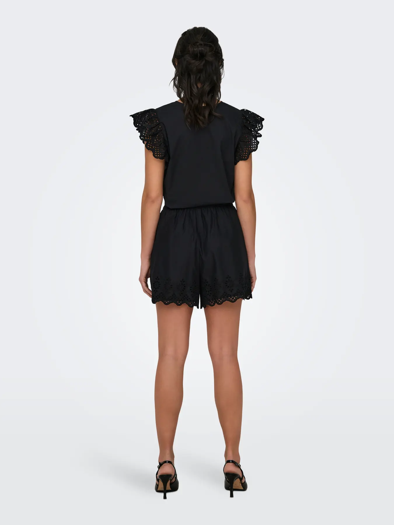 ONLLOU LIFE EMB LOOSE SHORTS WVN | ONLY