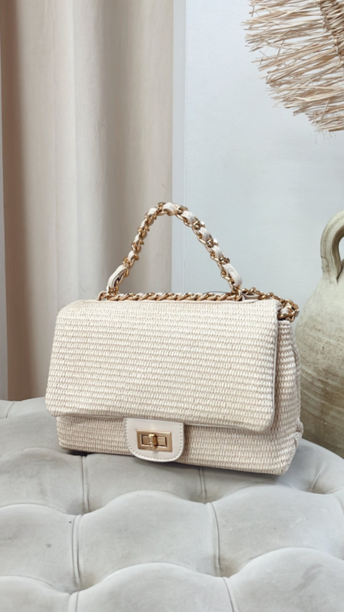 NEW ESTE&