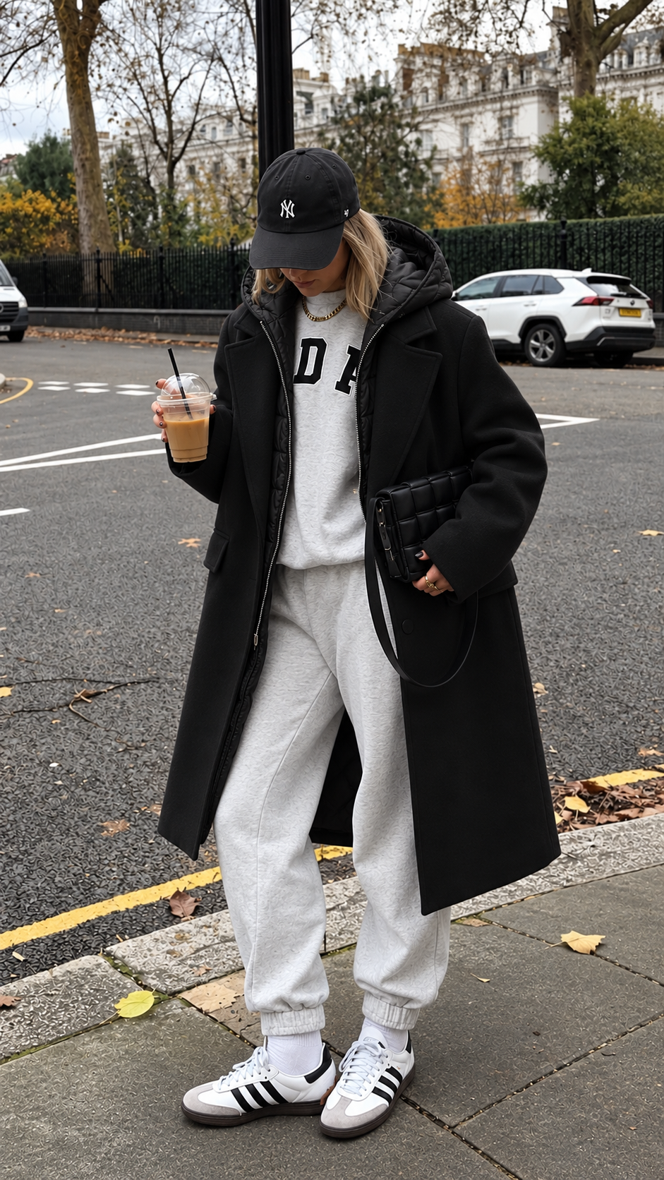 BLOOM HOOD COAT (BLACK) | ONLY