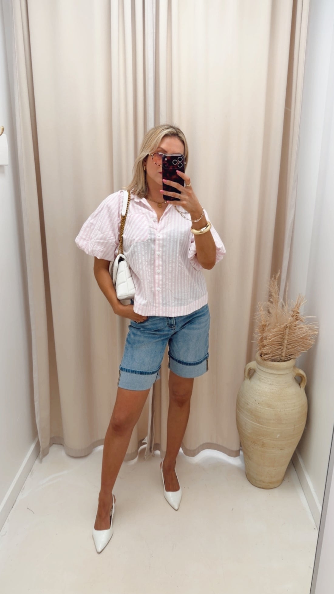 CURVY SIZE HIGH RISE MID LENGTH CUFFED SHORTS