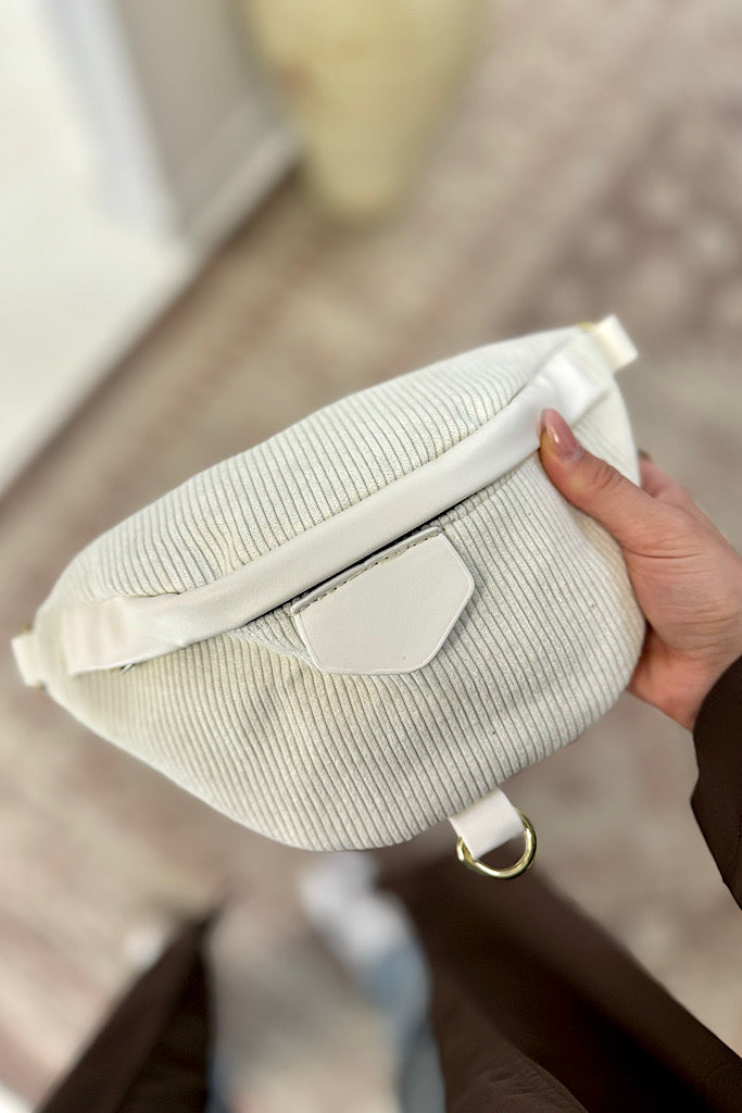 NEW KARLY CORDUROY BELT BAG (OFF WHITE)