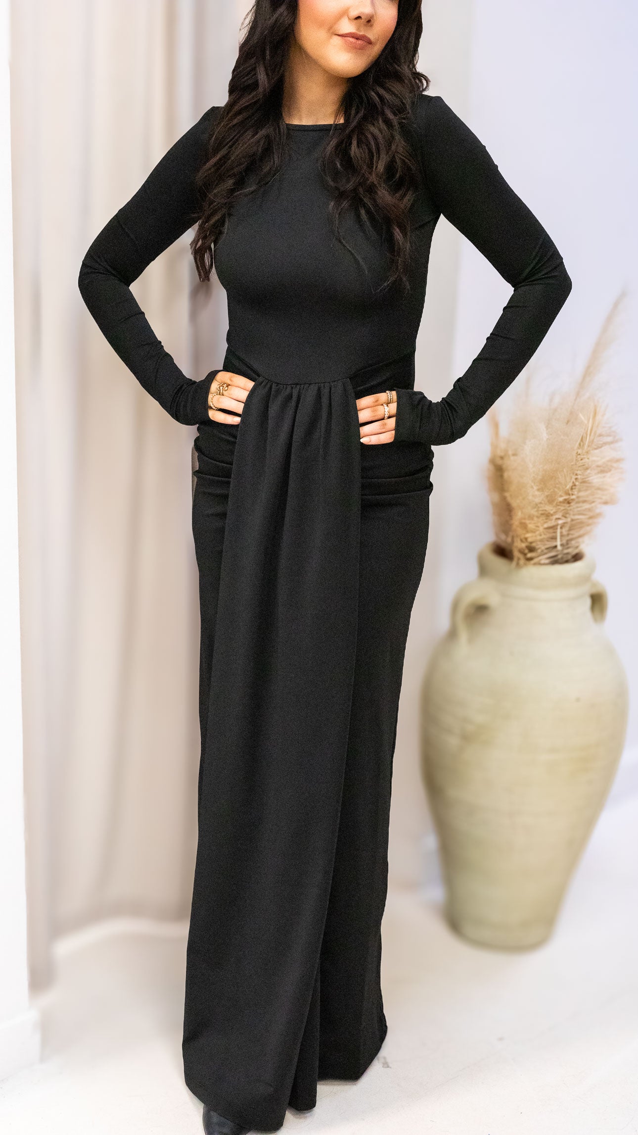 MILANIA GOWN DRESS (BLACK)