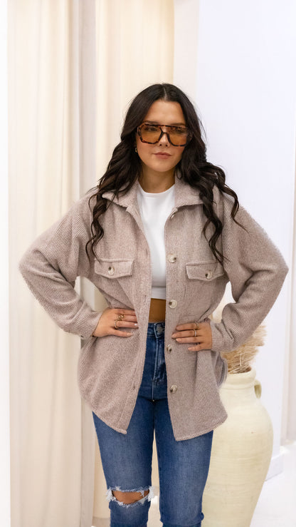 ROSIE RIBBED SHACKET (BROWN)