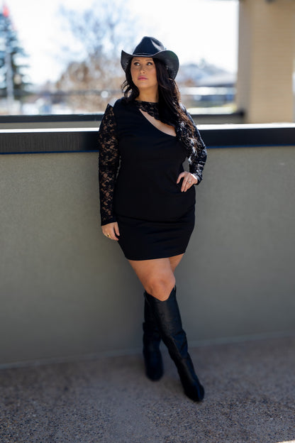 NEW BROOK MINI LACE DRESS (CURVY)