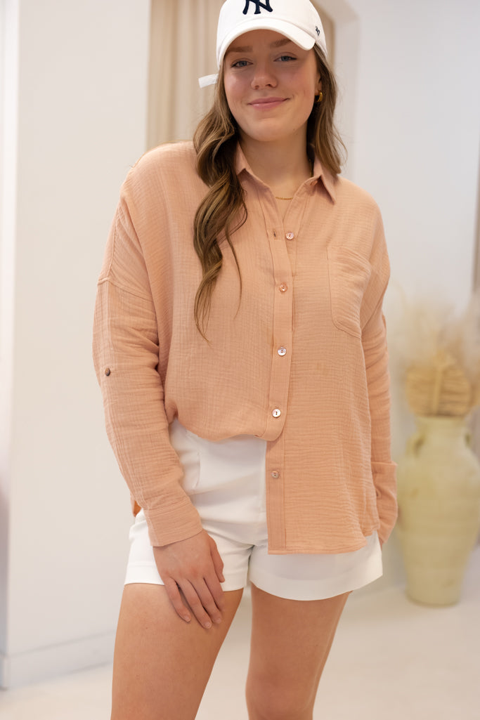 NEW MEGHAN LINEN BUTTON DOWN (LIGHT CORAL)