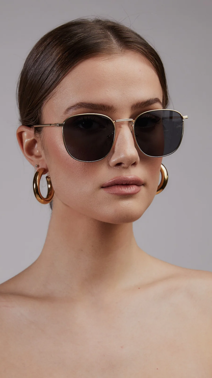 PAYTON SUNGLASSES (BLACK/GOLD) | SHADY LADY