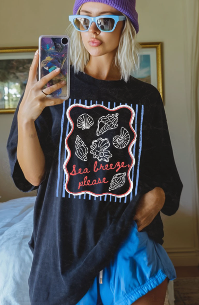 SEA BREEZE GRAPHIC T-SHIRT (BLACK)