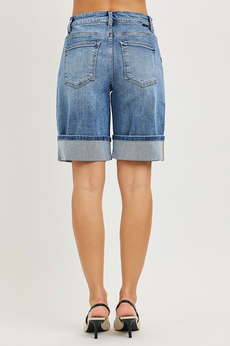 CURVY SIZE HIGH RISE MID LENGTH CUFFED SHORTS