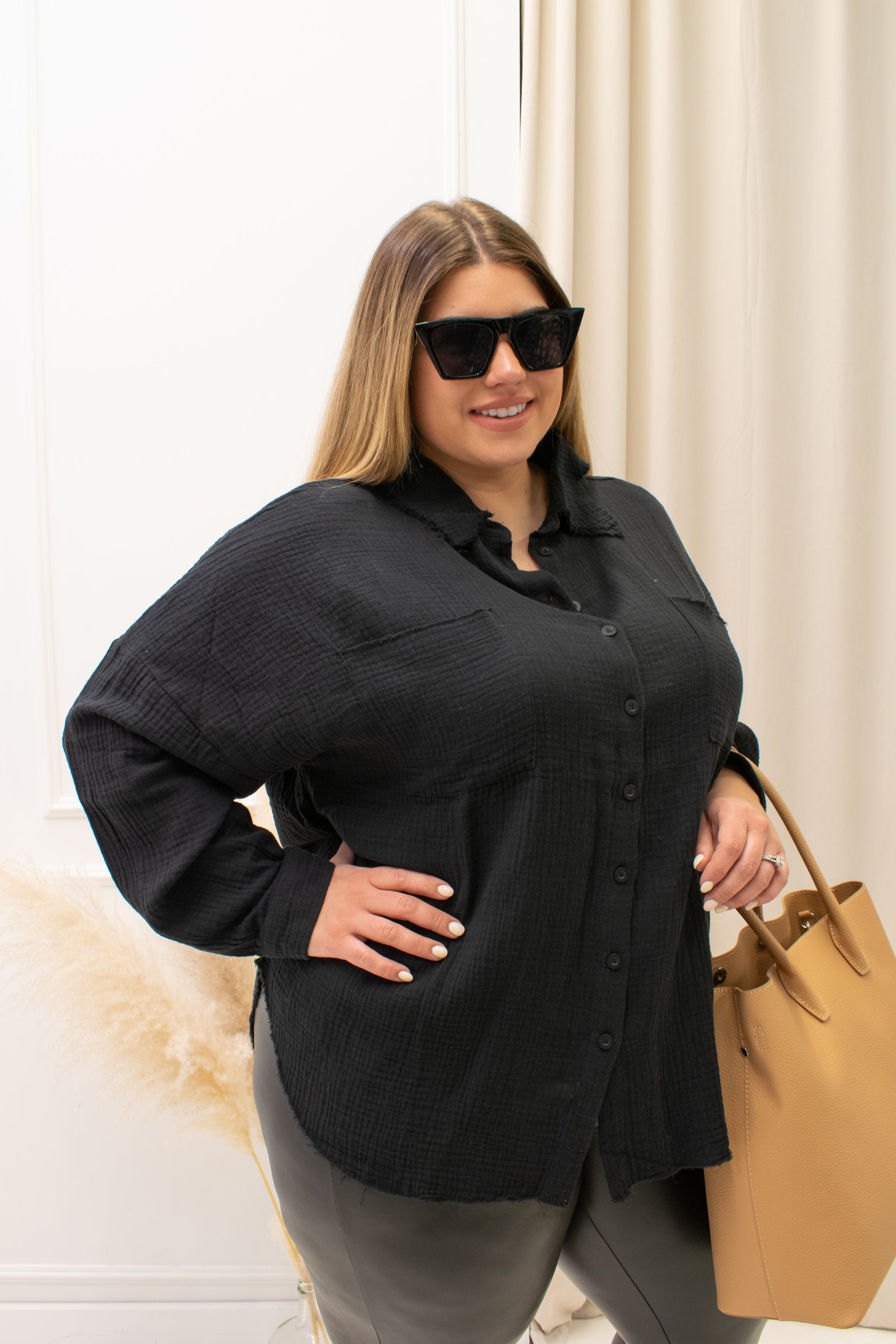 NEW BLACK STELLA COLLARED SHIRT (CURVY)